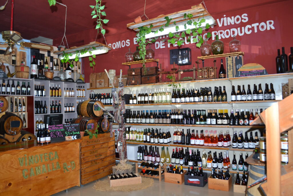 Vinoteca Canalla de Raquel & Damián